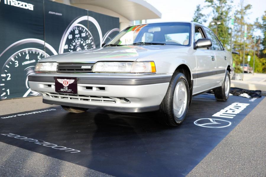  Mazda 626 1991 года  (фото 15 из 36)